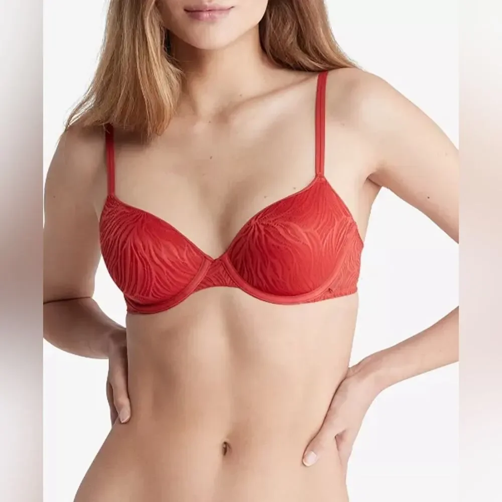 NWT Calvin Klein Set
